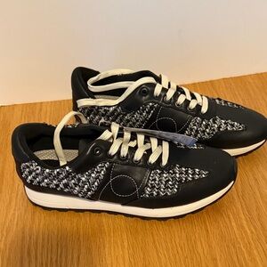 BareTraps Black and White Tweed Sneakers